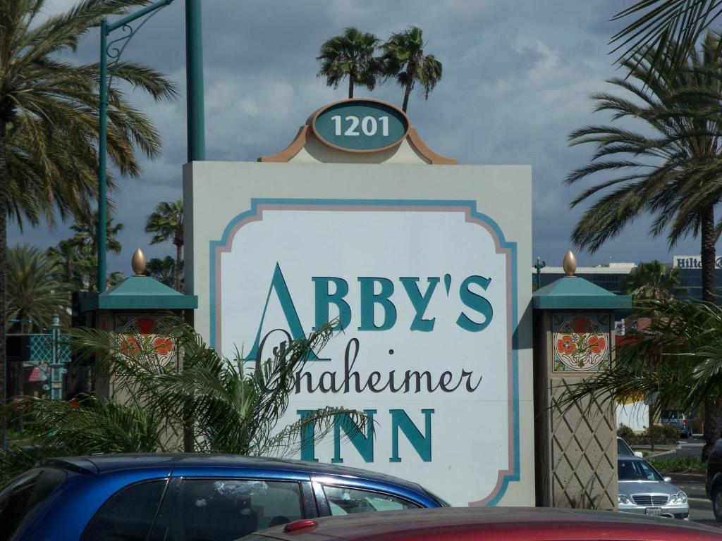 Abby'S Anaheimer Inn - Across Disneyland Park Bagian luar foto