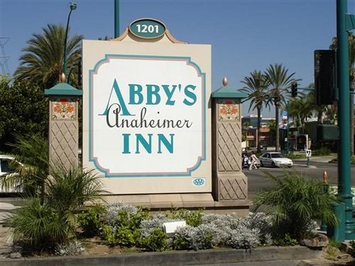 Abby'S Anaheimer Inn - Across Disneyland Park Bagian luar foto